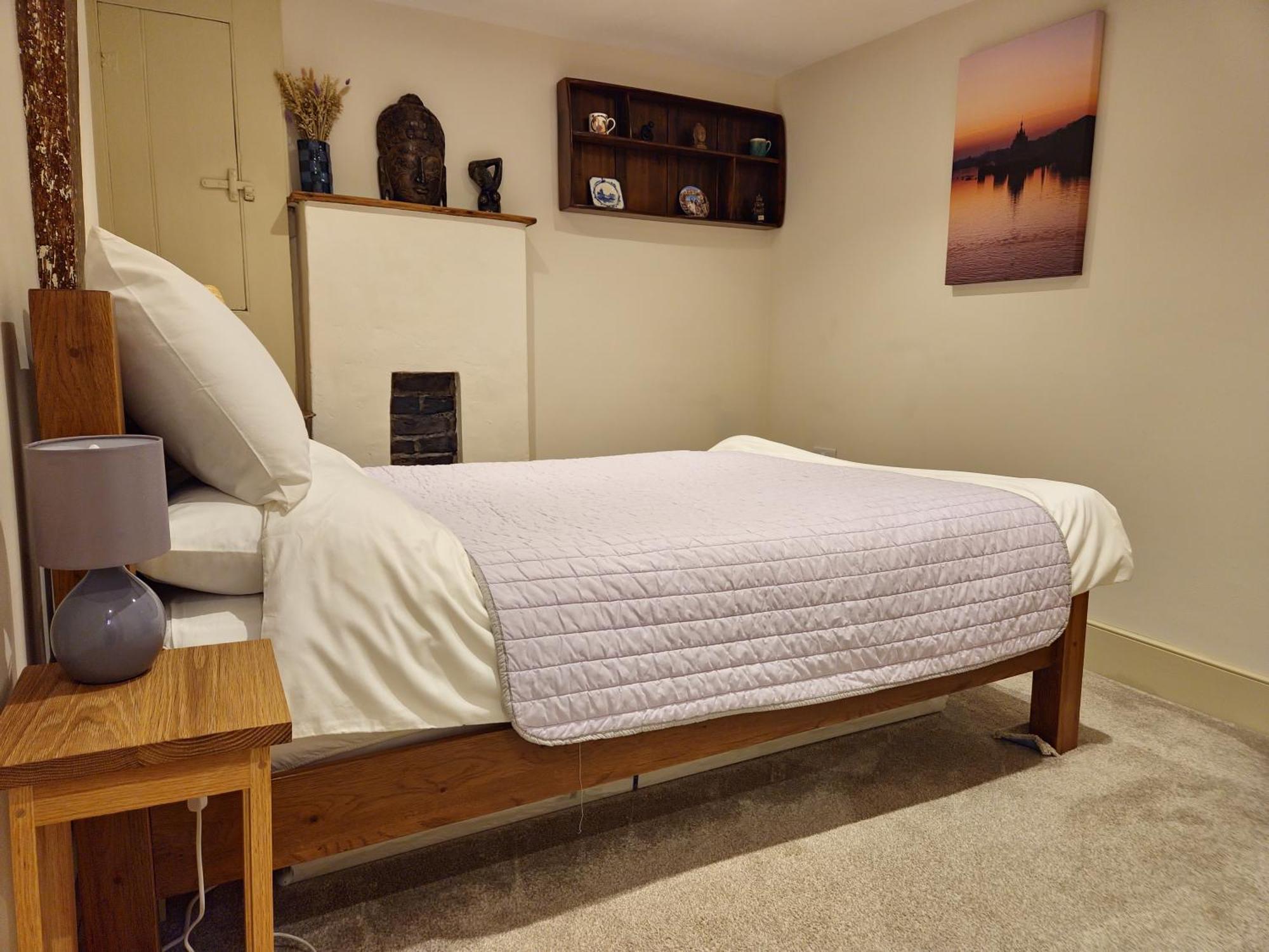 Central Gloucester Self-Catering Flat - A Hidden Gem Exterior foto
